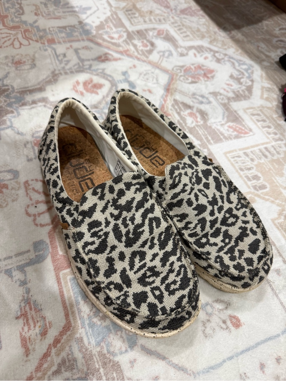 Leopard print Hey Dudes